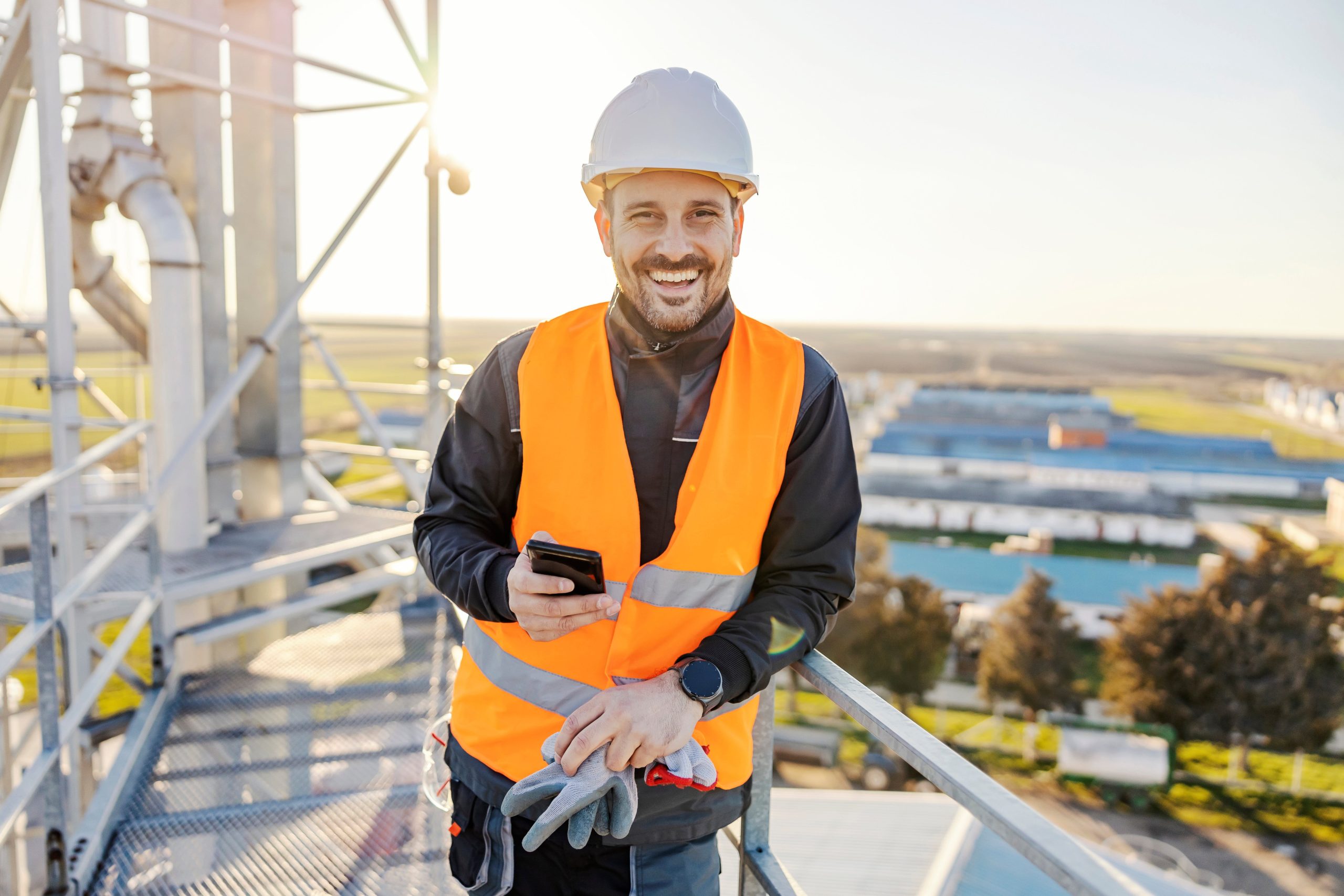 California Dual Wage Thresholds Just Went Up: What Contractors Need to Know for 2026 Renewals